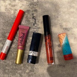 5 PIECE LIP SET!